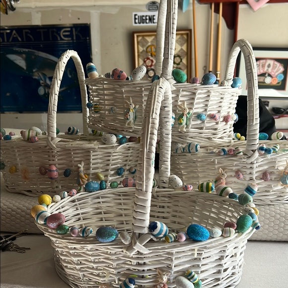 White Wicker Easter Baskets with Colorful Eggs - Picture 1 of 1